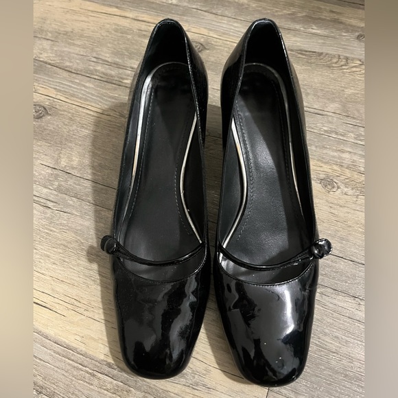 Stuart Weitzman Mary Jane - Picture 2 of 4